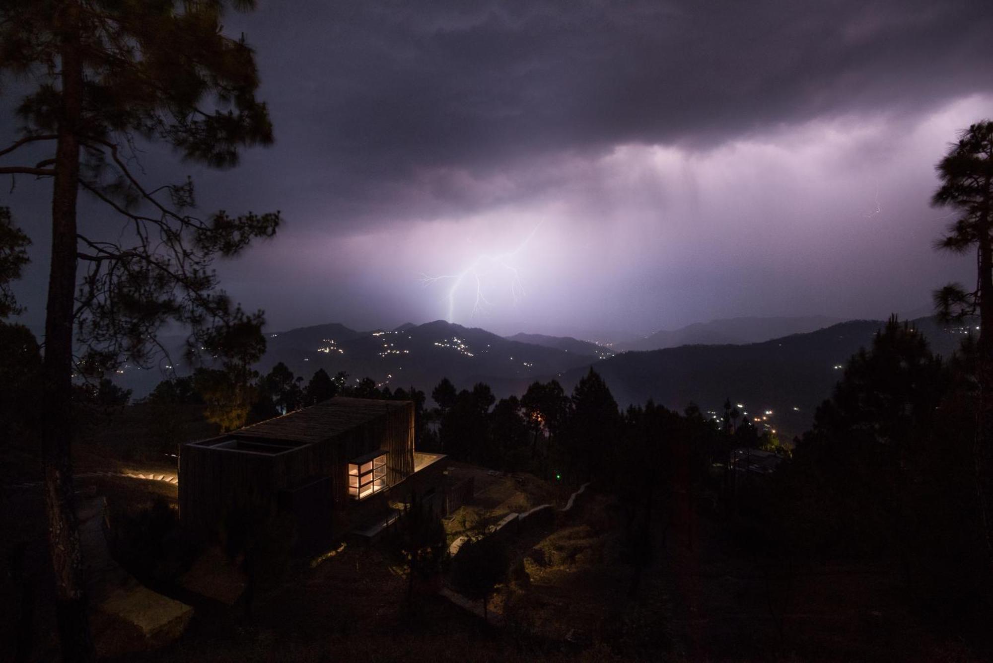 The Kumaon Hotel บินซาร์ ภายนอก รูปภาพ