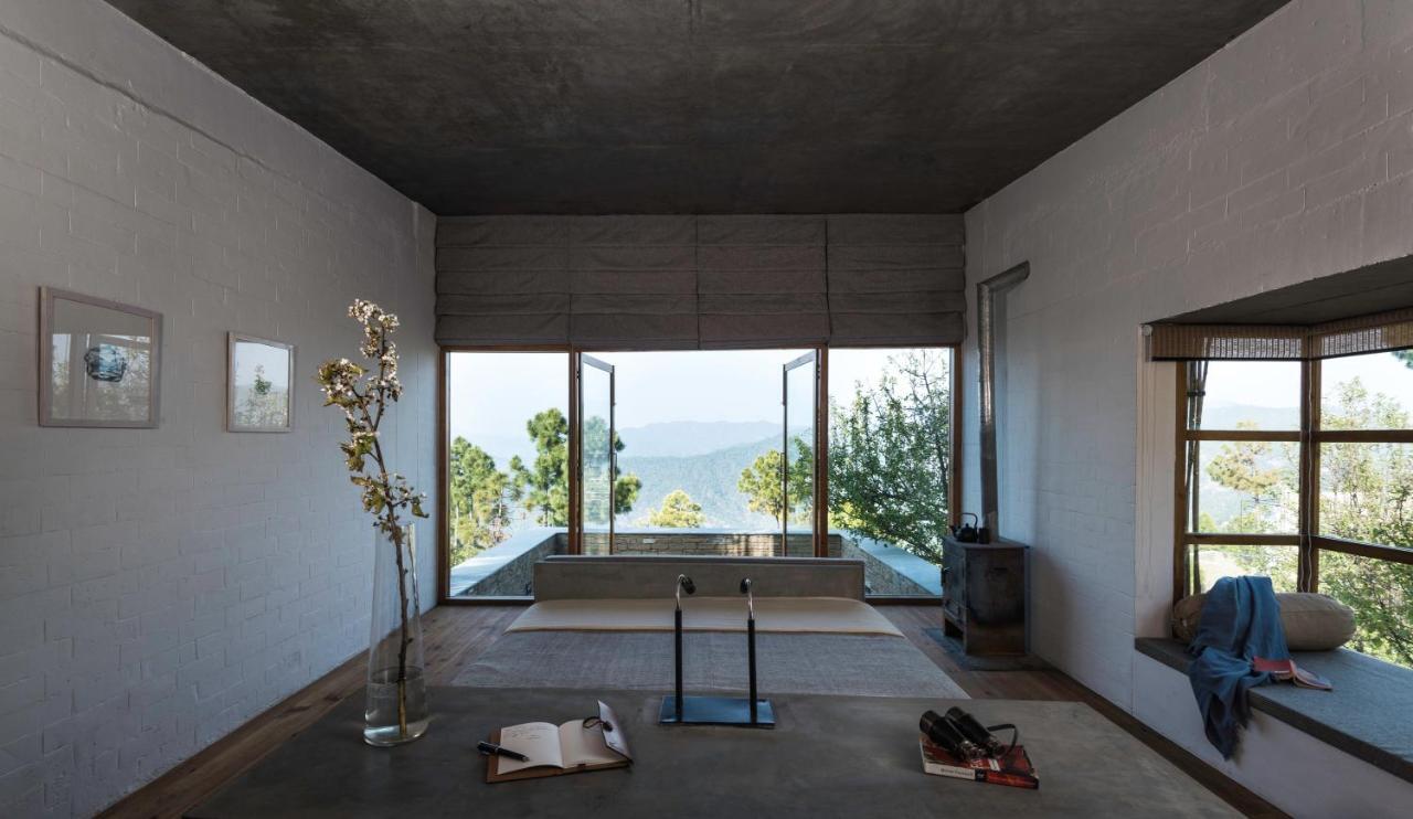 The Kumaon Hotel บินซาร์ ภายนอก รูปภาพ